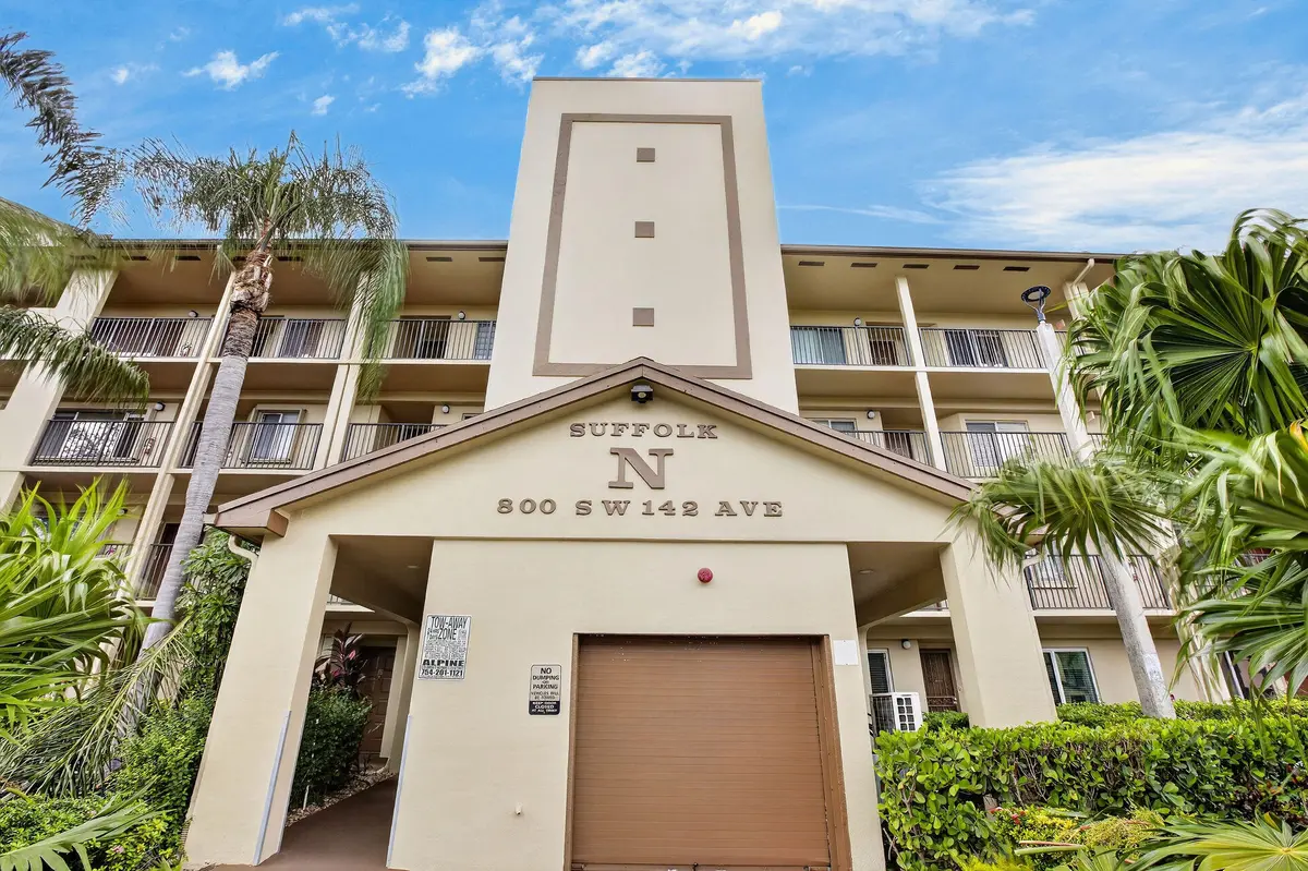 005_LXA10151 at 800 SW 142nd Avenue 411N, Pembroke Pines