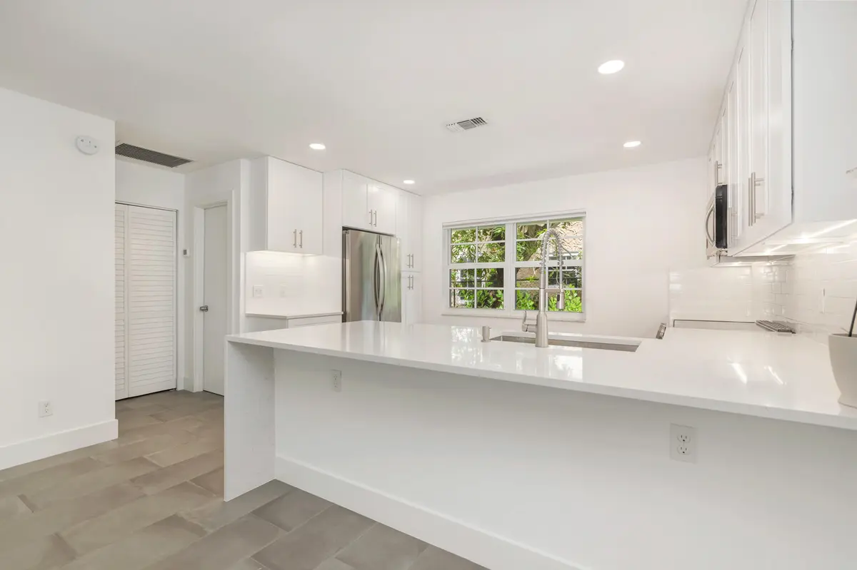 low-10 at 705 New York Street, West Palm Beach