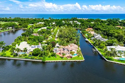 11 N Hidden Harbour Drive, Gulf Stream – Single Family Residence for sale