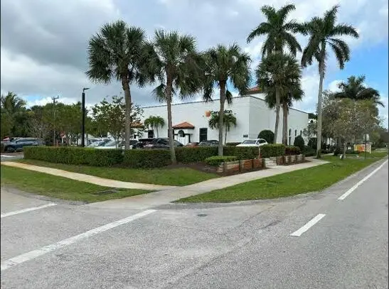 EXTERIOR VIEW FACING SOUTHWEST at 430 CENTER Street, Jupiter
