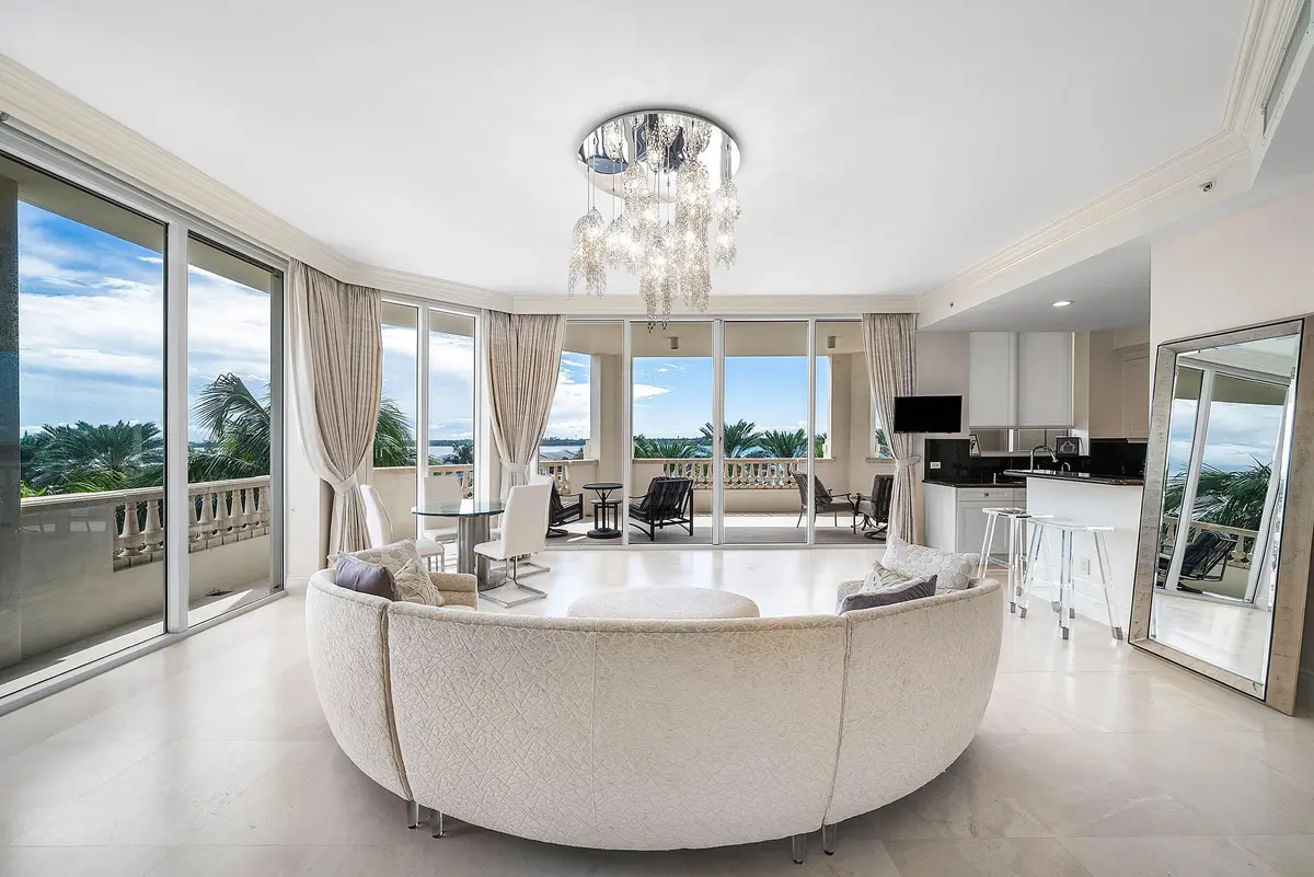 Living Area at 3000 S OCEAN Boulevard 402, Palm Beach