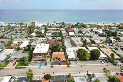 4620 Bougainvilla Drive 4, Lauderdale-By-The-Sea – Apartment for rent