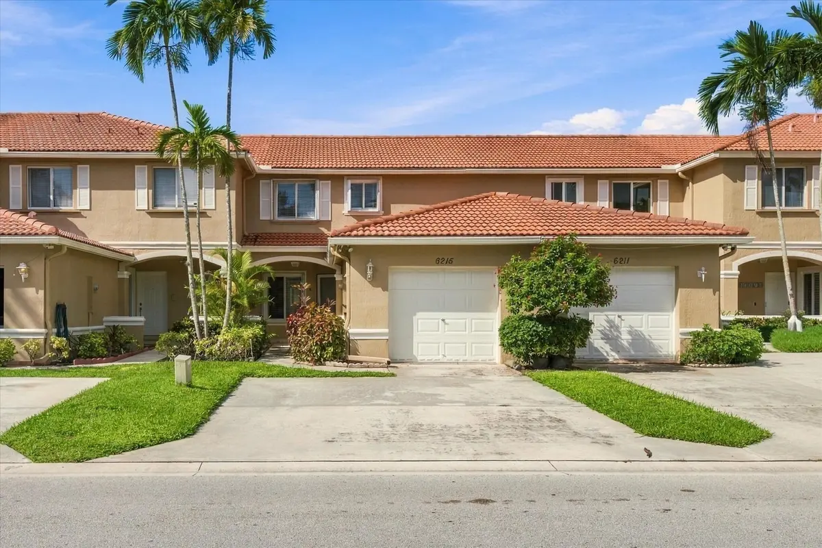 02-2002 at 6215 EATON Street, West Palm Beach