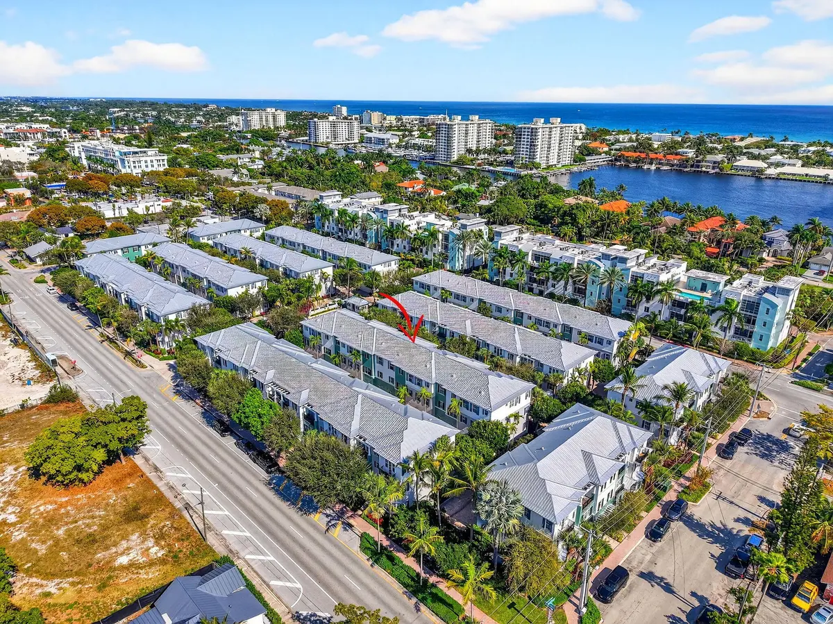 Location! Location!!Location!!! at 361 W Mallory Circle, Delray Beach