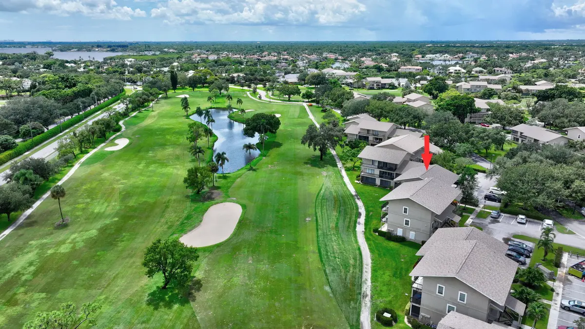 18449 AIR 3 at 18449 SE WOOD HAVEN Lane E, Jupiter