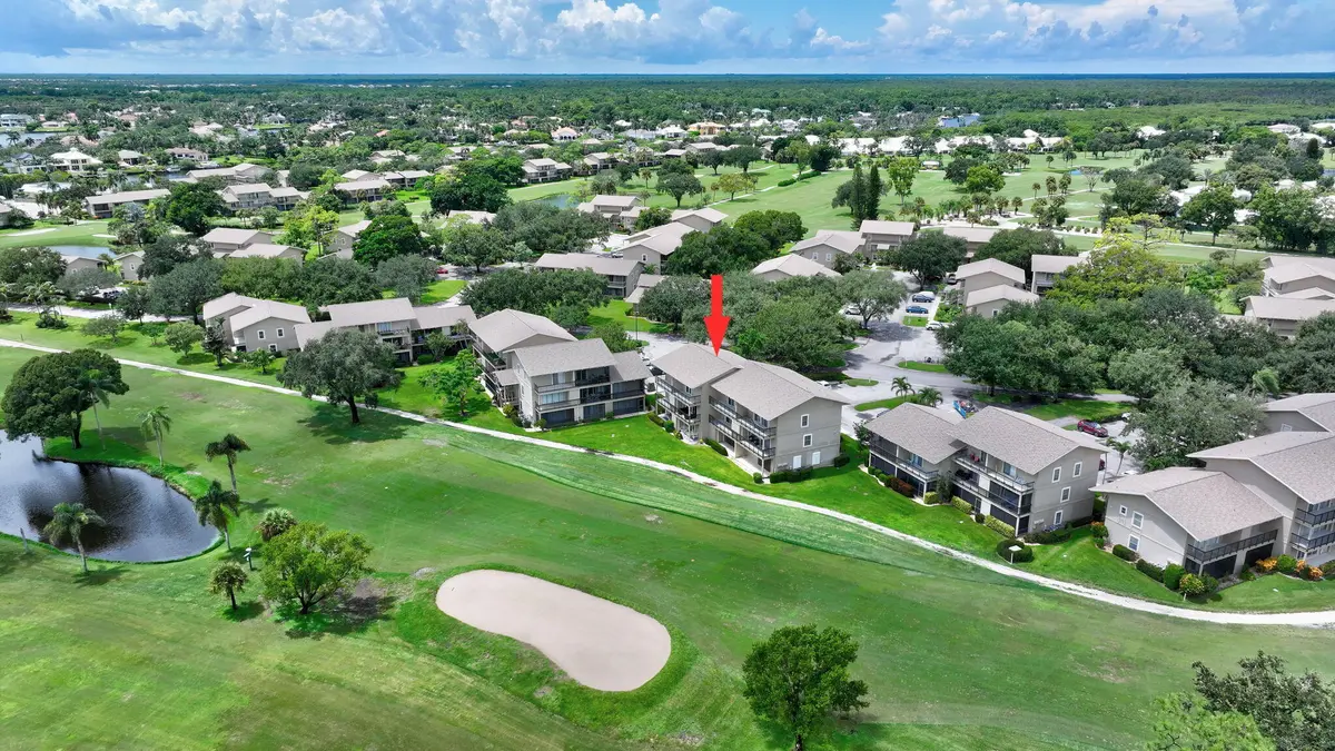 18449 AIR 4 at 18449 SE WOOD HAVEN Lane E, Jupiter
