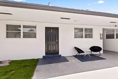 1826 Sherman Street Apt 5, Hollywood – Apartment for rent