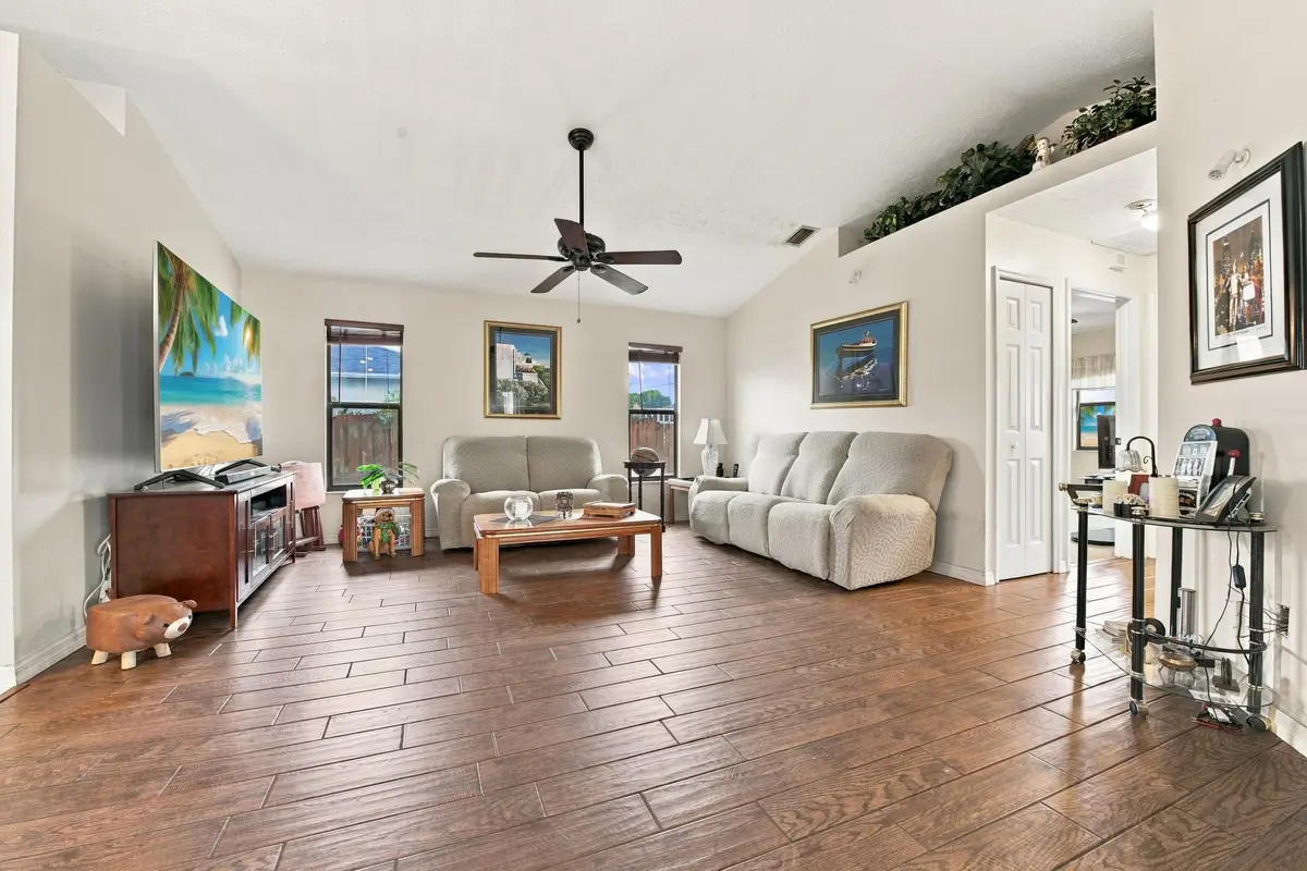9__dsc1200 at 1980 SW AGUERO Street, Port St. Lucie