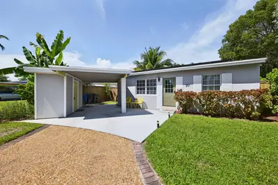 201 NE 16th Court, Fort Lauderdale – Single Family Residence for sale