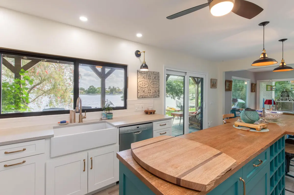 Enjoy doing dishes with this view! at 1734 HARBORSIDE Circle, Wellington