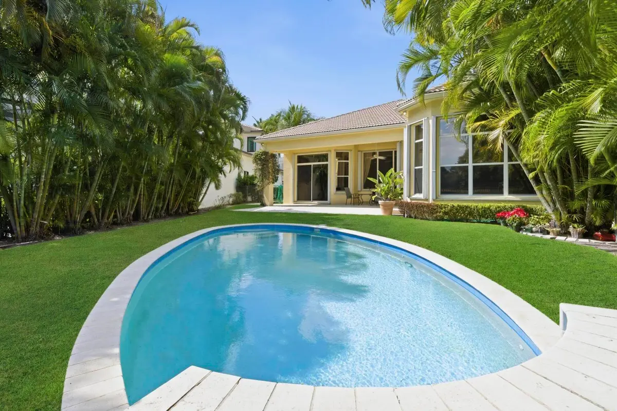 401_Via_Placita_PBG_014 at 401 VIA PLACITA, Palm Beach Gardens