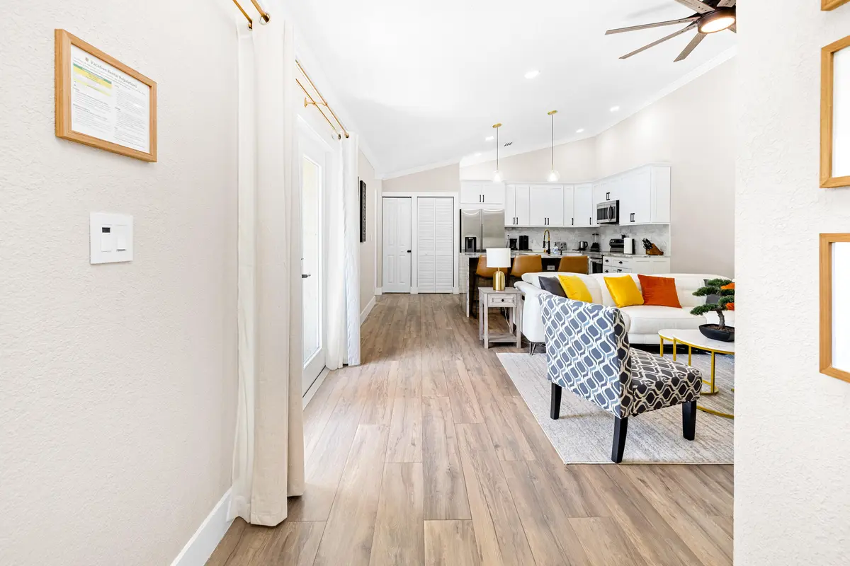 R-2755 at 1672 Hawthorne Place, Wellington