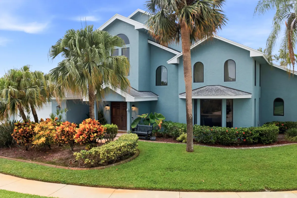 Front at 12871 La Rochelle Circle, Palm Beach Gardens