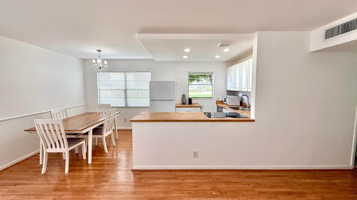 DR + Kit at 114 OAKRIDGE I 114, Deerfield Beach