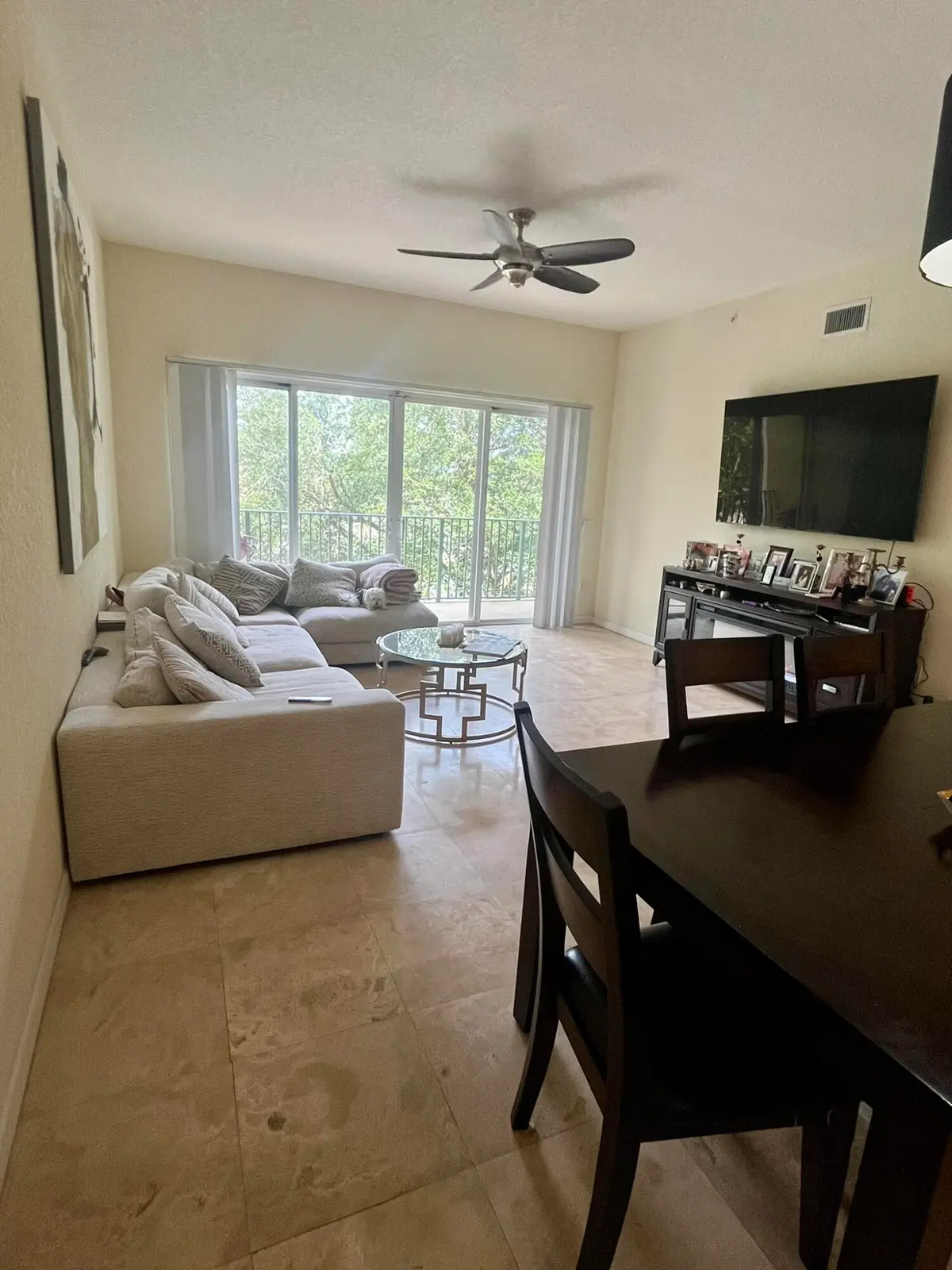 new LR 2 at 1640 PRESIDENTIAL Way 307, West Palm Beach