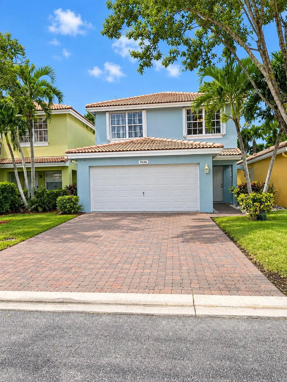 FRONT EXTERIOR at 3331 Commodore Court, West Palm Beach