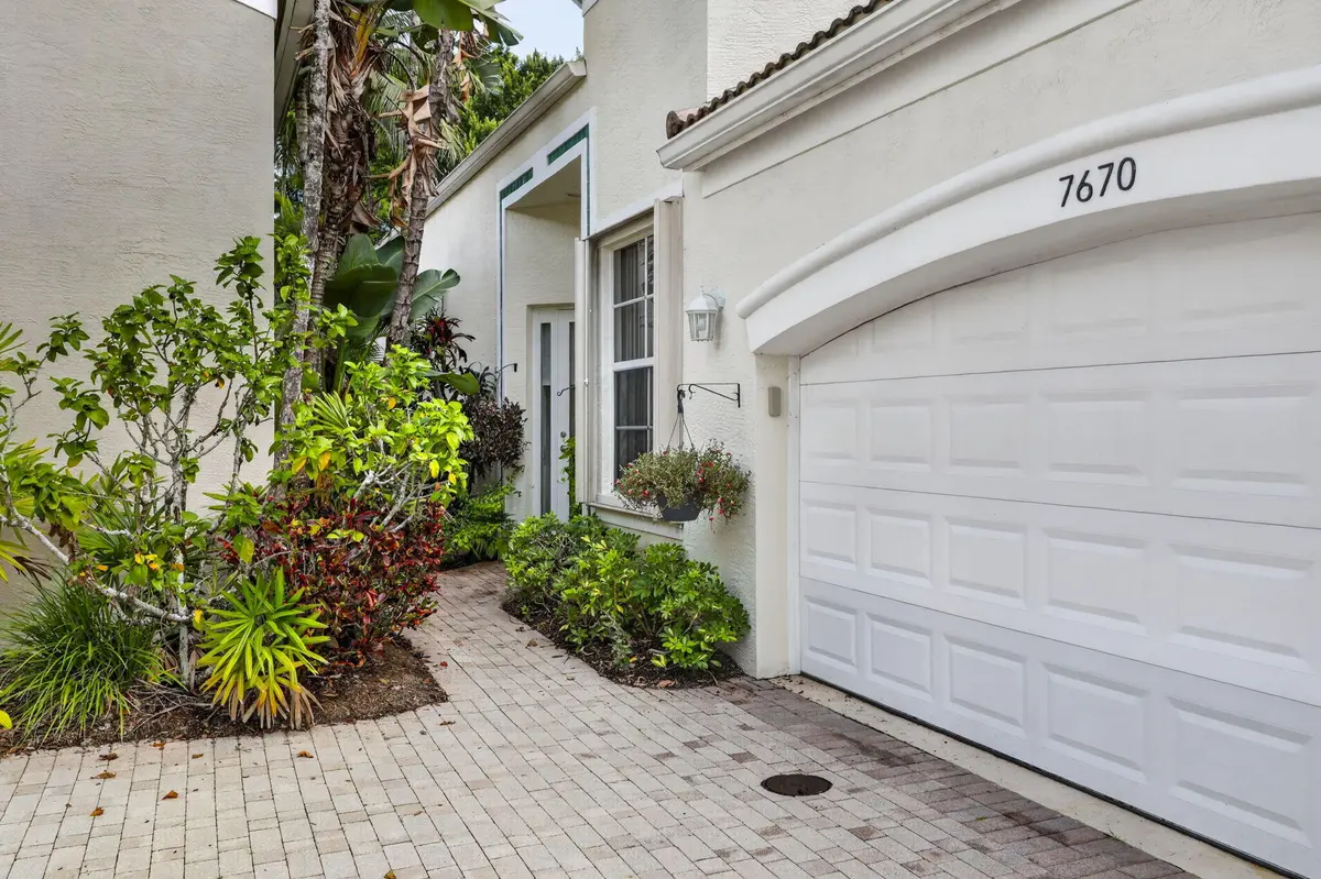 8-web-or-mls-BS1A8615 at 7670 JASMINE Court, West Palm Beach