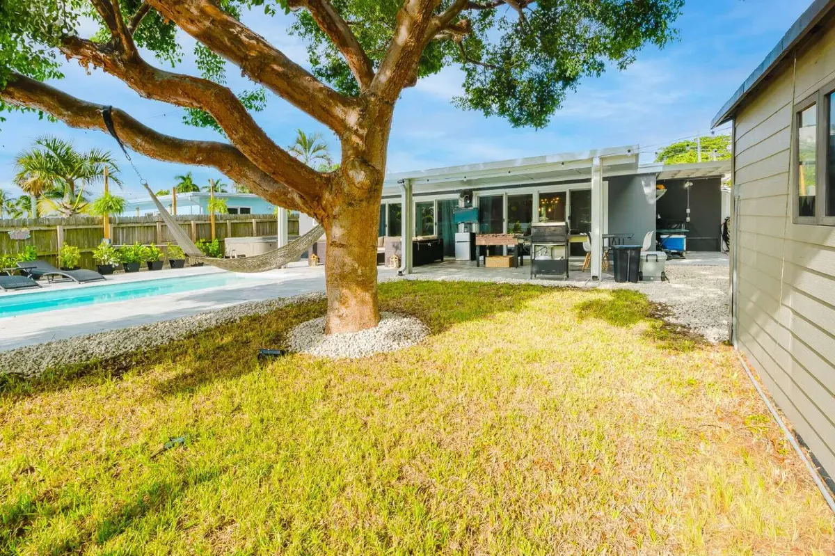 007_Sanchez.7 at 1754 SW 28TH Terrace, Fort Lauderdale
