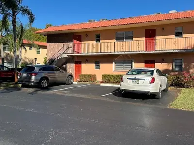 1925 SW PALM CITY Road A, Stuart – Condominium for sale