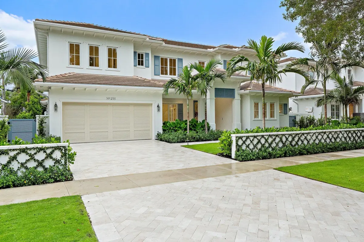 Front at 235 Forest Hill Boulevard, West Palm Beach