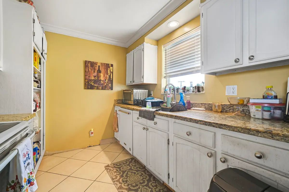 Kitchen at 710 NE 7th Street 207, Boynton Beach