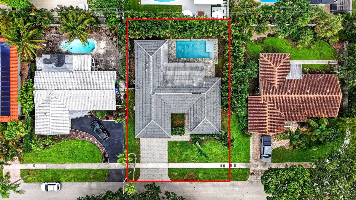 70-web-or-mls-DJI_20260918122727_0076_D at 2141 NE 62ND Court, Fort Lauderdale