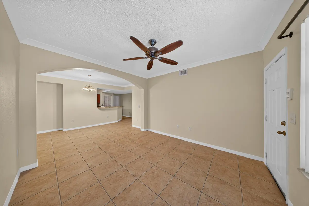 4 living at 150 SW Peacock Boulevard 26-102, Port St. Lucie