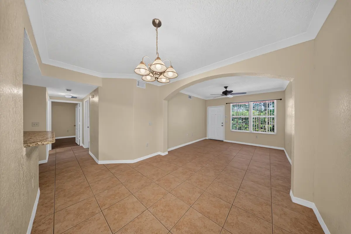 5 living at 150 SW Peacock Boulevard 26-102, Port St. Lucie