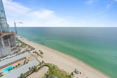 18201 Collins Avenue 3704, Sunny Isles Beach – Condominium for sale