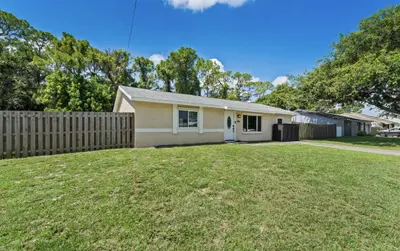 745 21ST Street, Vero Beach – Single Family Residence for rent
