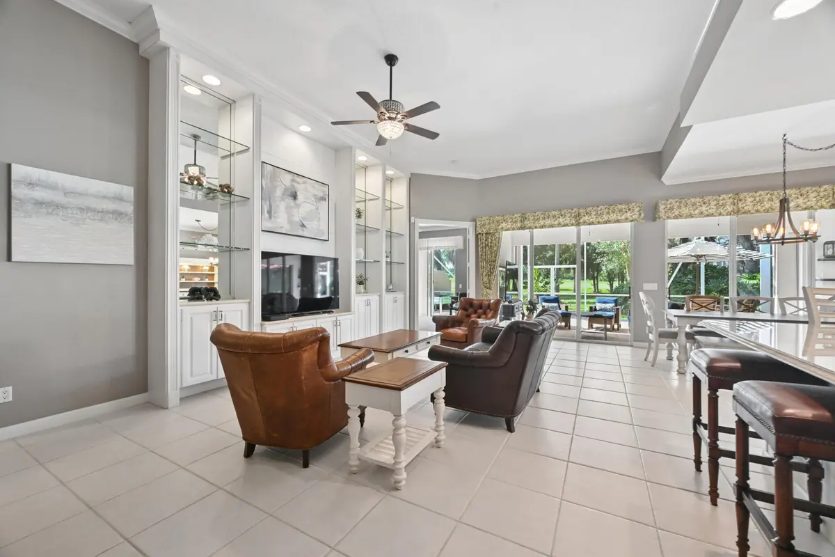 03_beyc6aac5de6e295d at 9400 SW Wedgewood Lane, Stuart