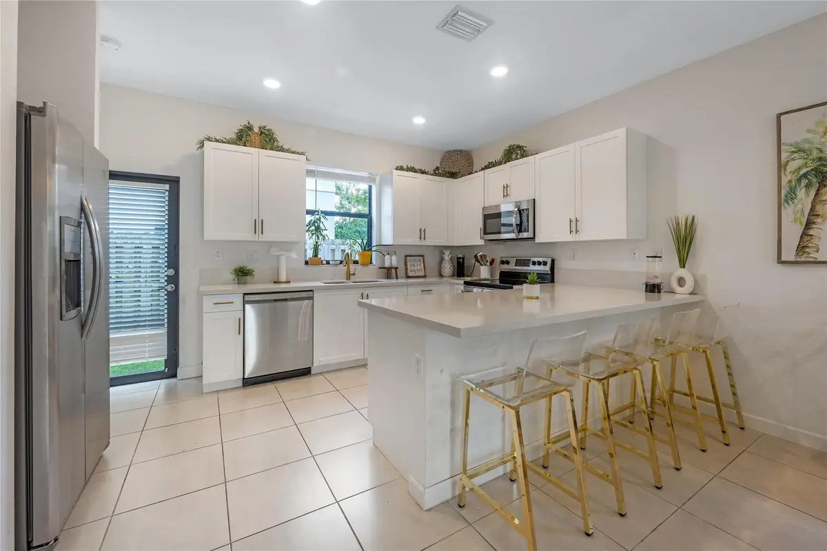 Photo 1 at 1622 SW 28TH Court, Fort Lauderdale