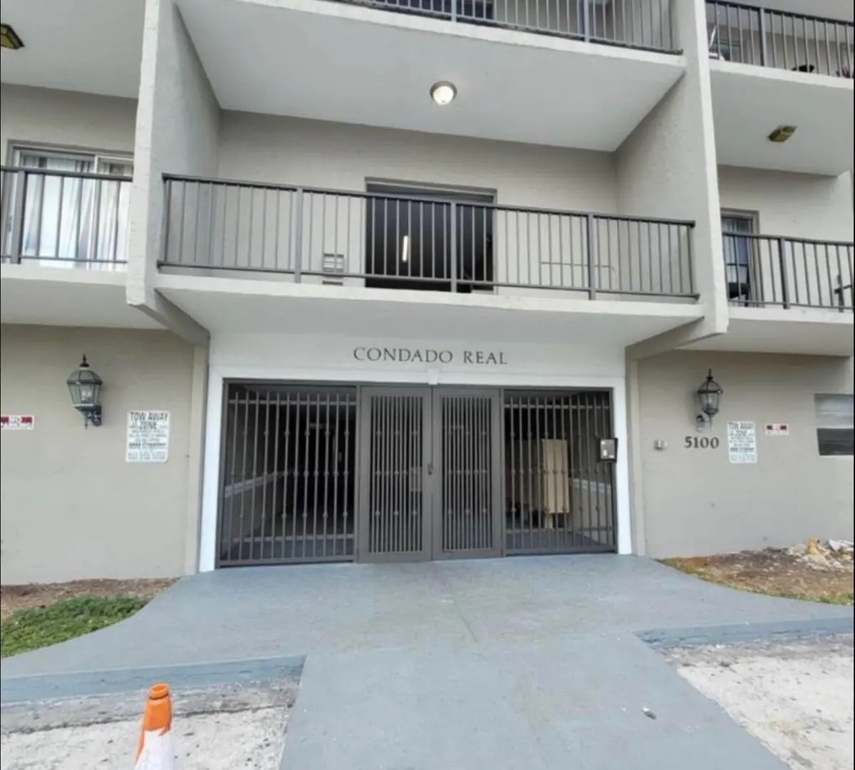 IMG_2881 at 5100 SW 41ST Street 105, Hollywood