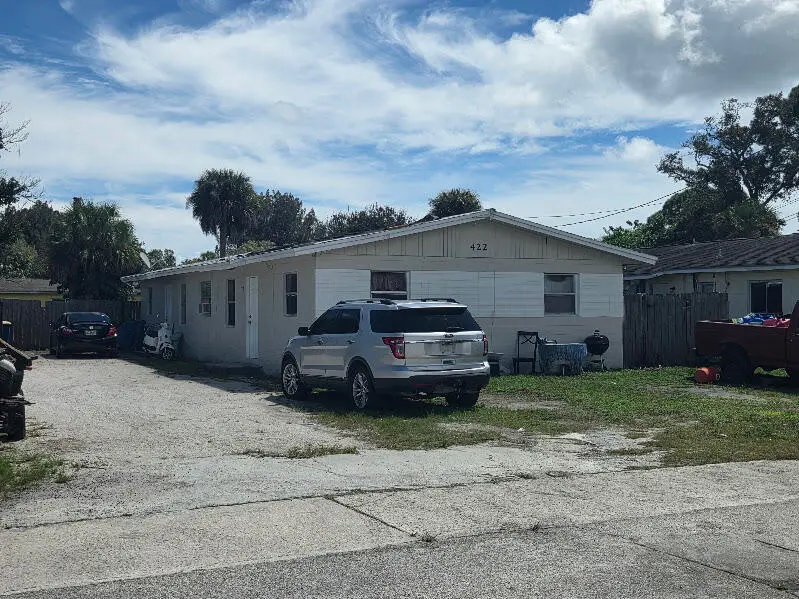 422 N 18TH N Street, Fort Pierce, FL – photo 1