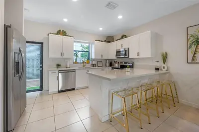1622 SW 28TH Court, Fort Lauderdale – Townhouse for rent