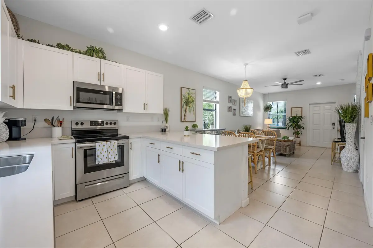 Photo 5 at 1622 SW 28TH Court, Fort Lauderdale