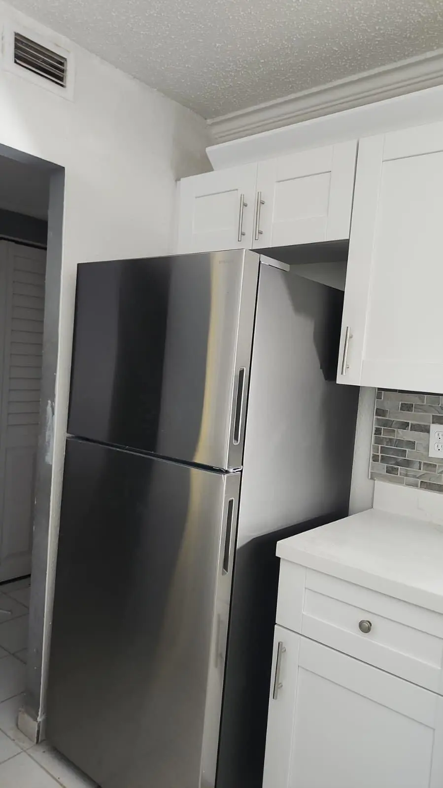 53b8a317-8cc7-46d1-aea2-fdfb906ccdb2 at 5100 SW 41ST Street 206, Hollywood