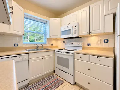 111 Cleveland Street A - 6, Lake Worth Beach – Condominium for rent