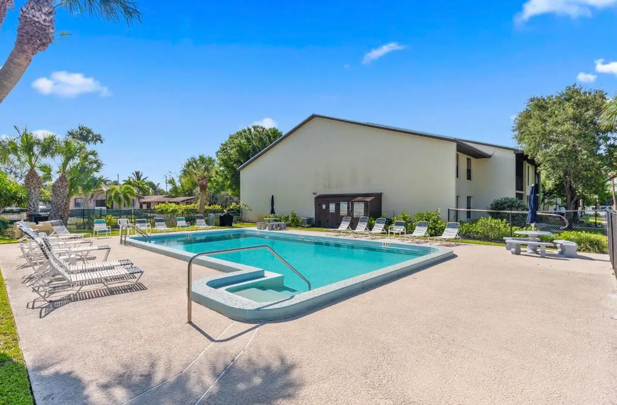 IMG_8032 at 250 SE Four Winds Drive 104, Stuart