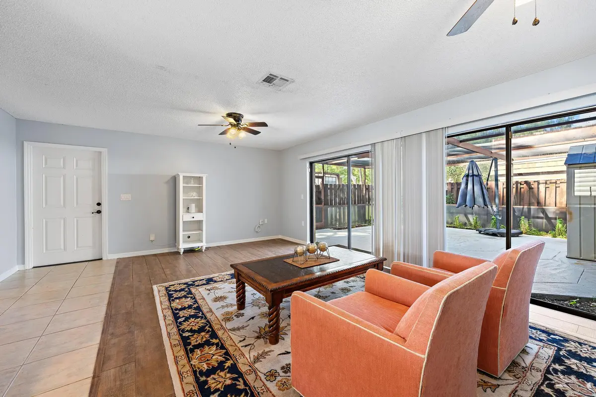 148 Weybridge Cir apt c-15 at 148 WEYBRIDGE Circle C, Royal Palm Beach