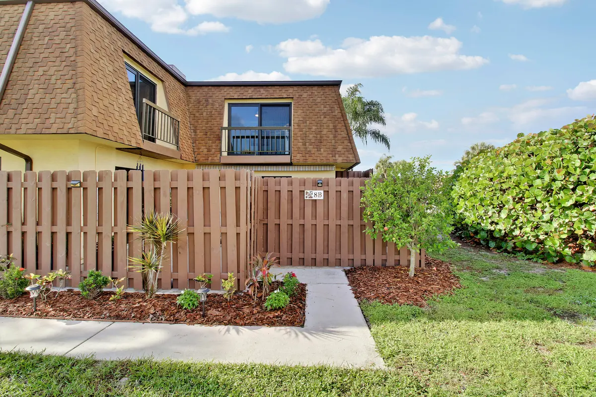 House -6 at 110 N DELAWARE Boulevard 8B, Jupiter