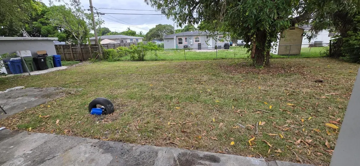 aea5aba6-6153-4d94-902e-fd8a70fbb96f at 1606 NW 13TH Court, Fort Lauderdale