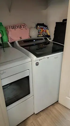 visconti washer and dryer at 9088 W Atlantic Boulevard 515, Coral Springs