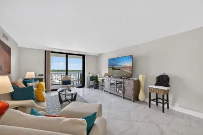 1208 MARINE Way 402, North Palm Beach – Condominium for rent