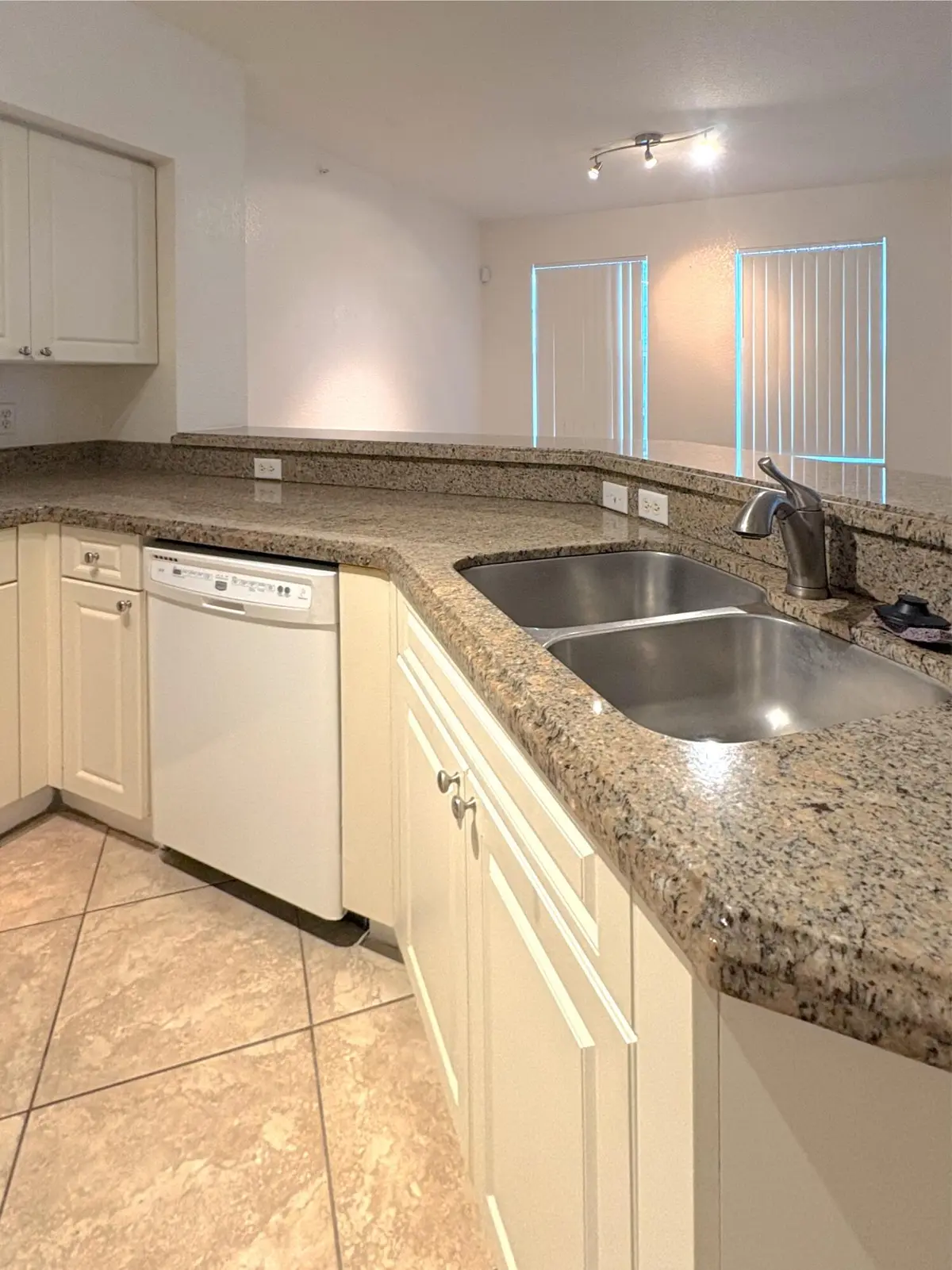 IMG_6236 at 6540 W SAMPLE Road 6540, Coral Springs