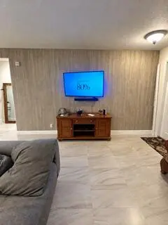family room at 118 EVERGRENE Parkway, Palm Beach Gardens
