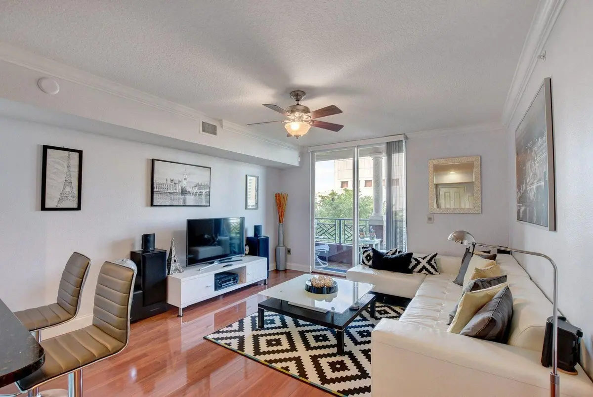 Prado 6 at 600 S Dixie Highway 507, West Palm Beach