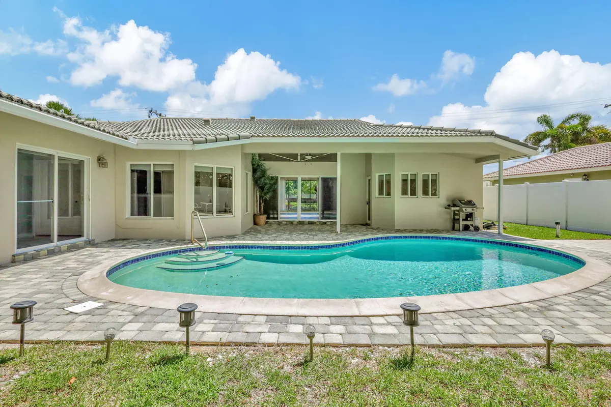 Pool at 3841 NE 6TH Drive, Boca Raton