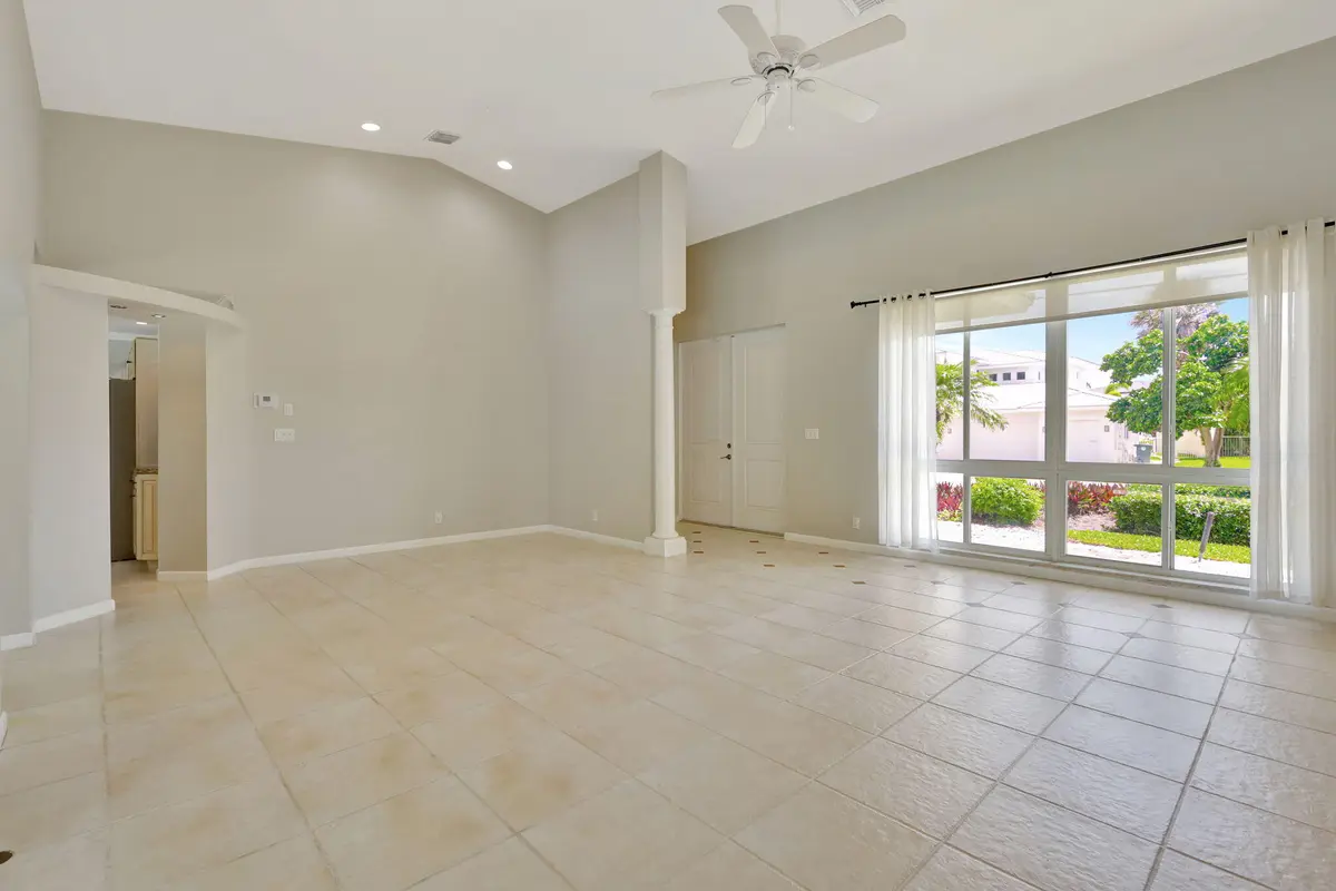 22-web-or-mls-GMP_2264 at 3841 NE 6TH Drive, Boca Raton