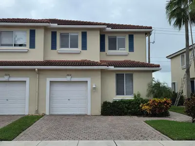 3018 N EVERGREEN Circle, Boynton Beach – Townhouse for rent